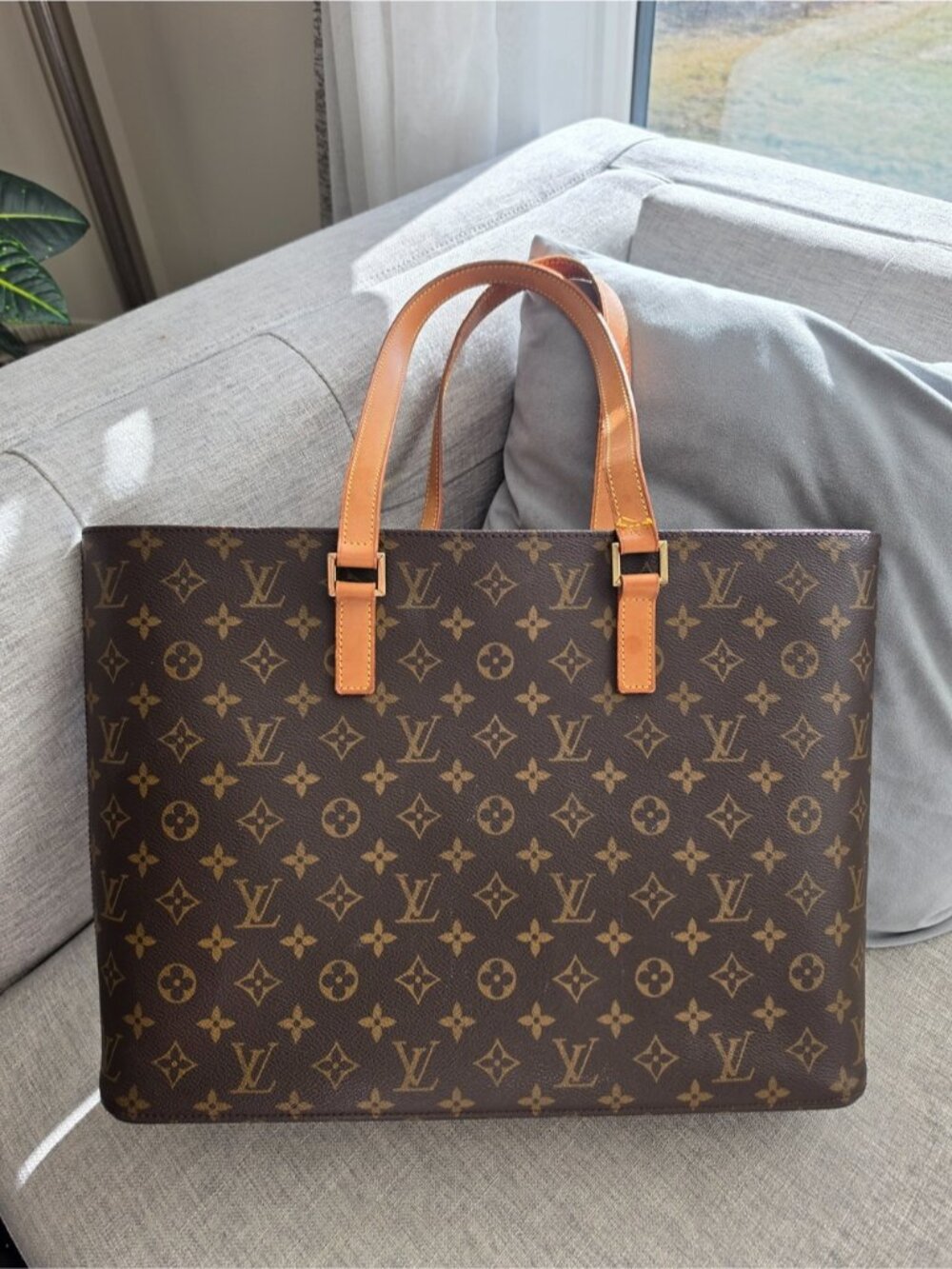 Authntic Louis Vuitton Brown Monogram Canvas Zip Tote Shoulder Bag Large - Picture 2 of 14